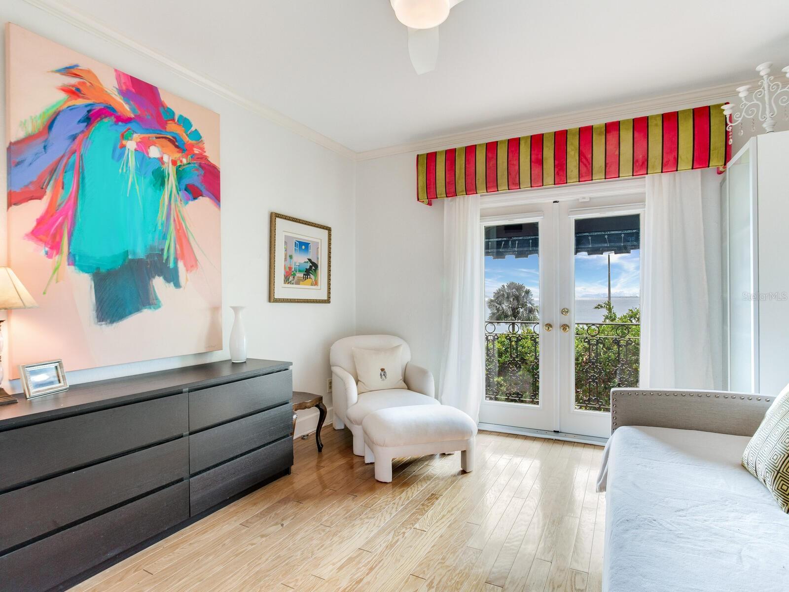 WEST HYDE PARK - Residential