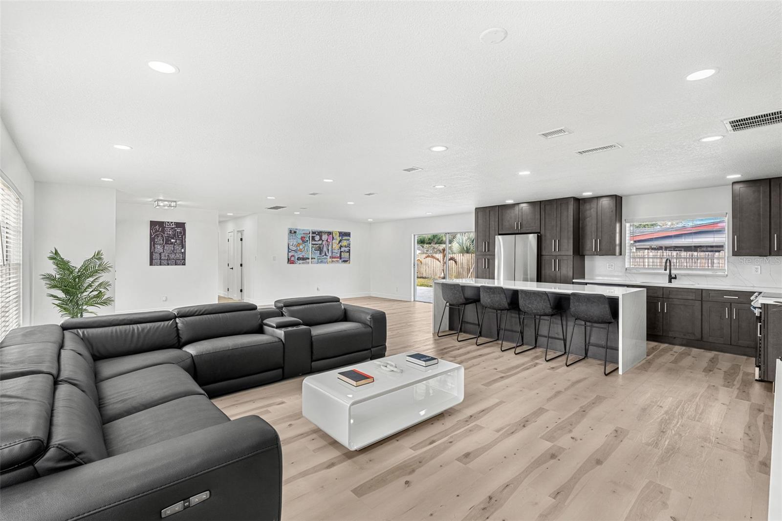 INDIAN HILLS UNIT 3 - Residential