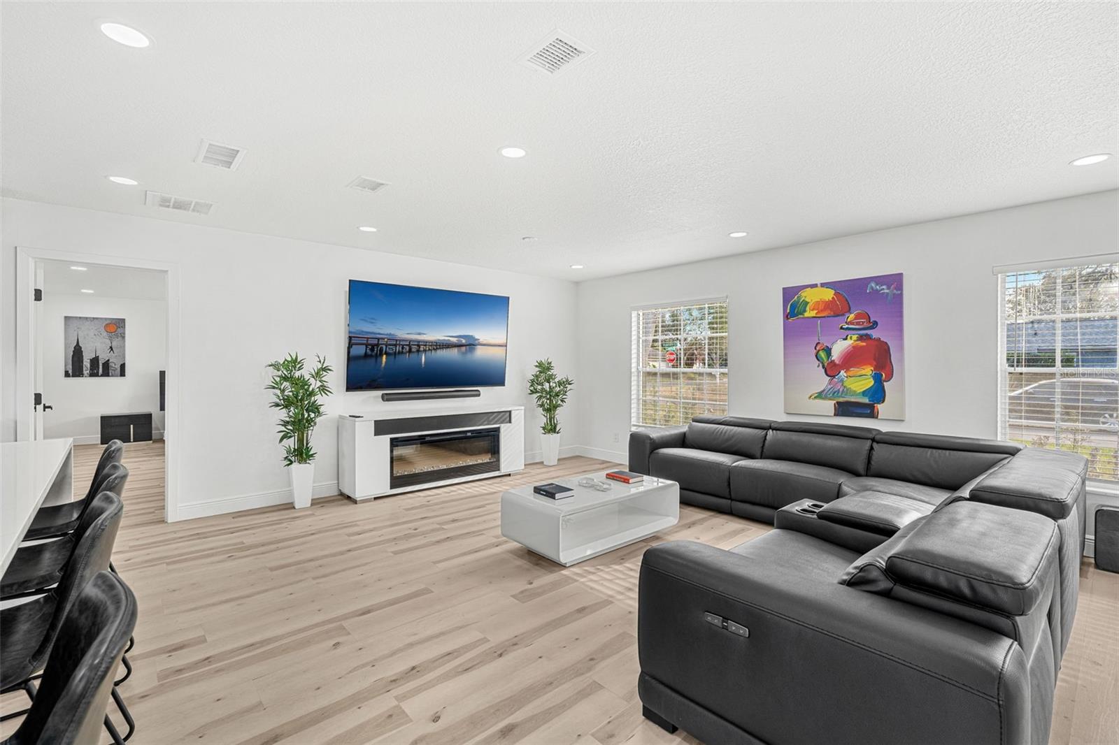 INDIAN HILLS UNIT 3 - Residential