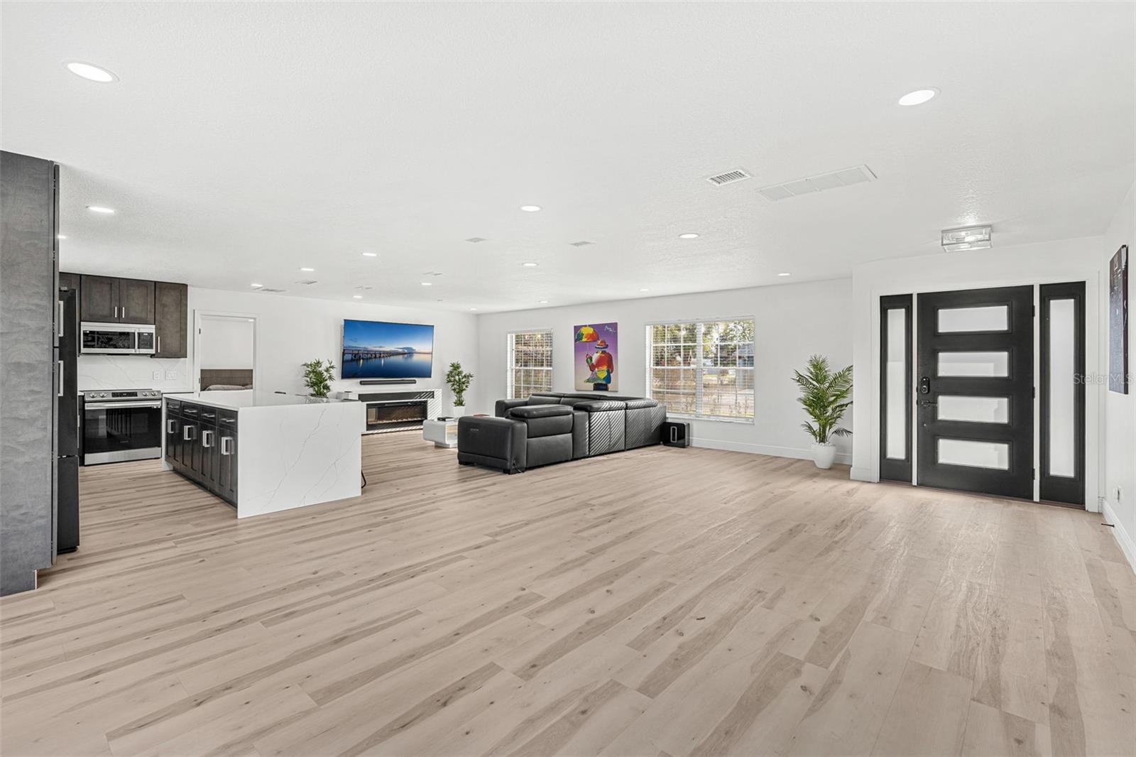 INDIAN HILLS UNIT 3 - Residential