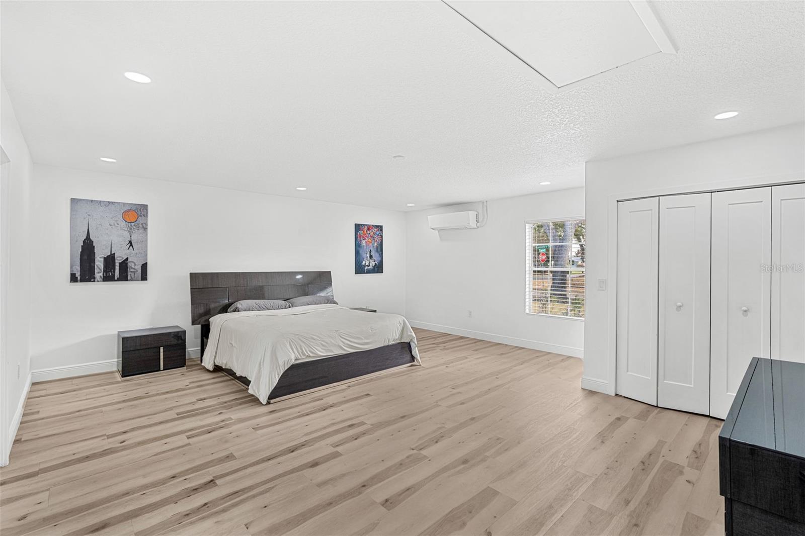 INDIAN HILLS UNIT 3 - Residential