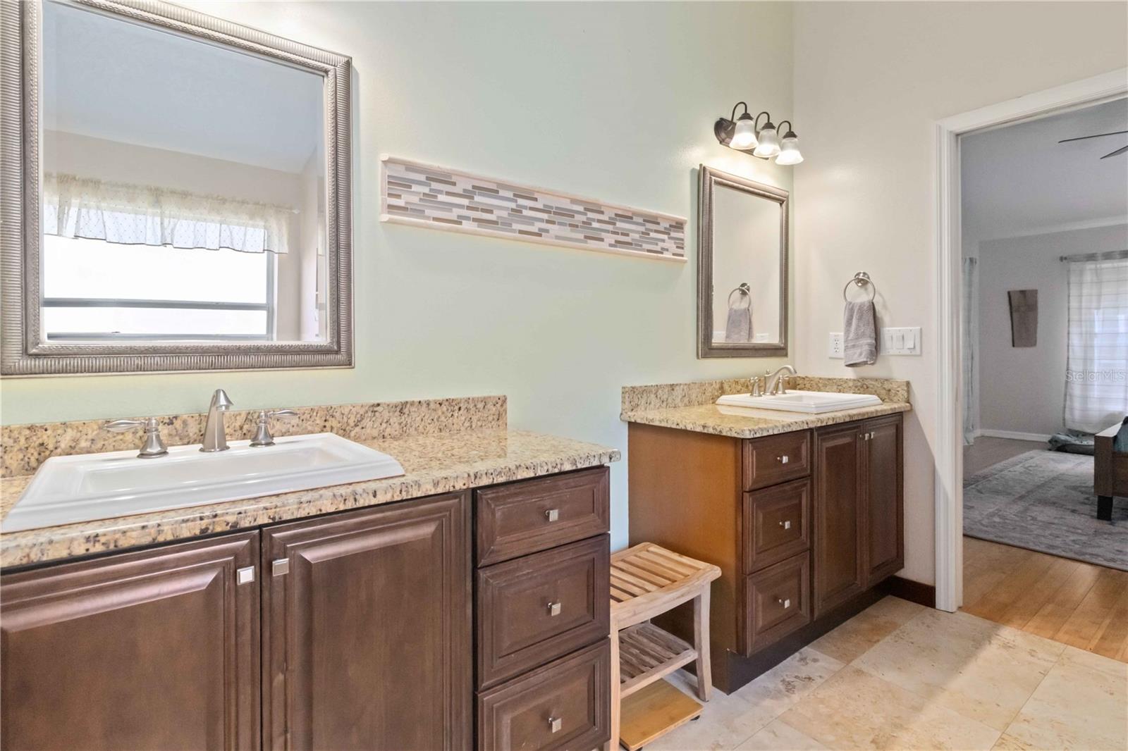 ABERDEEN CREEK - Residential