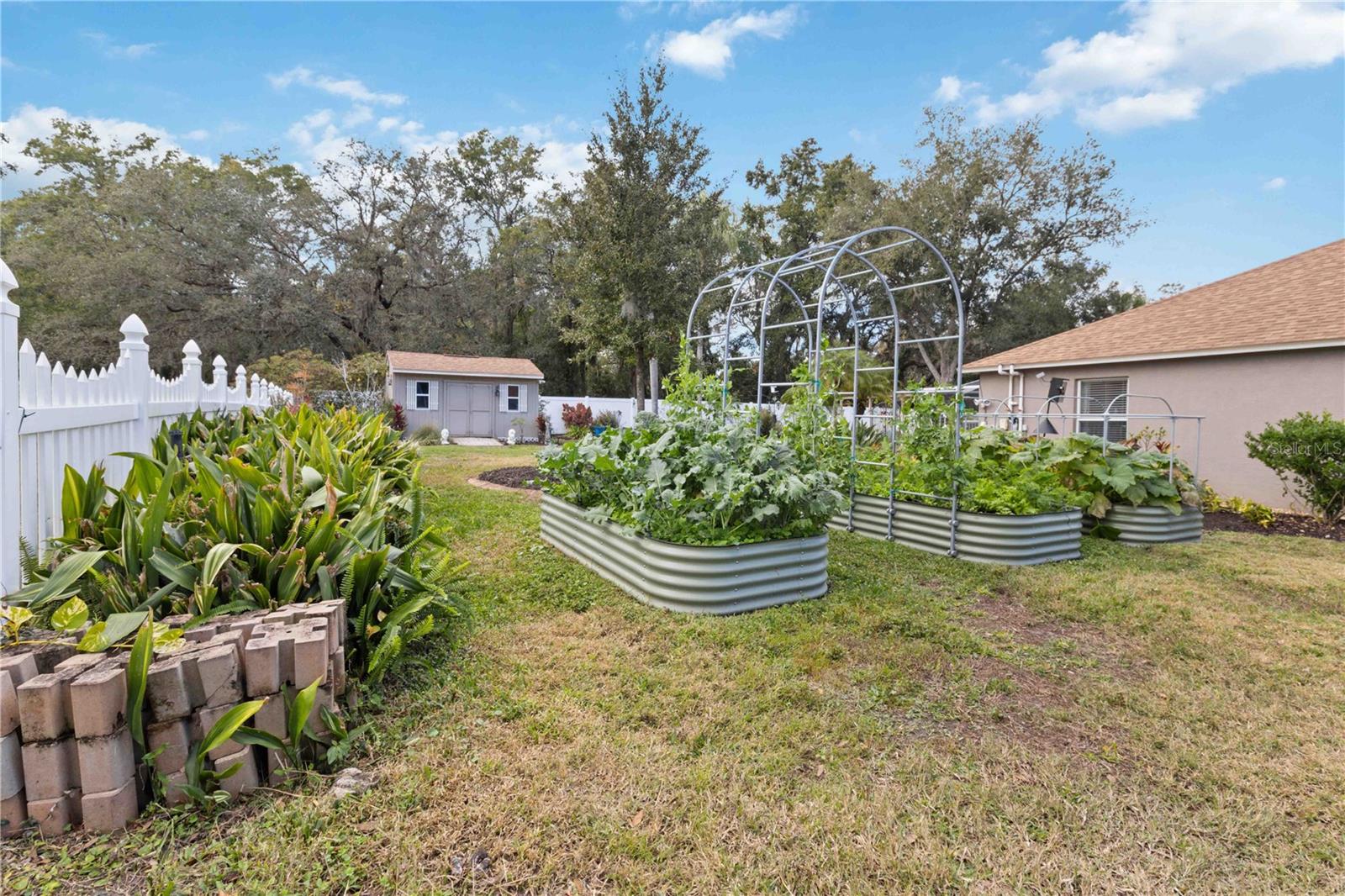 ABERDEEN CREEK - Residential