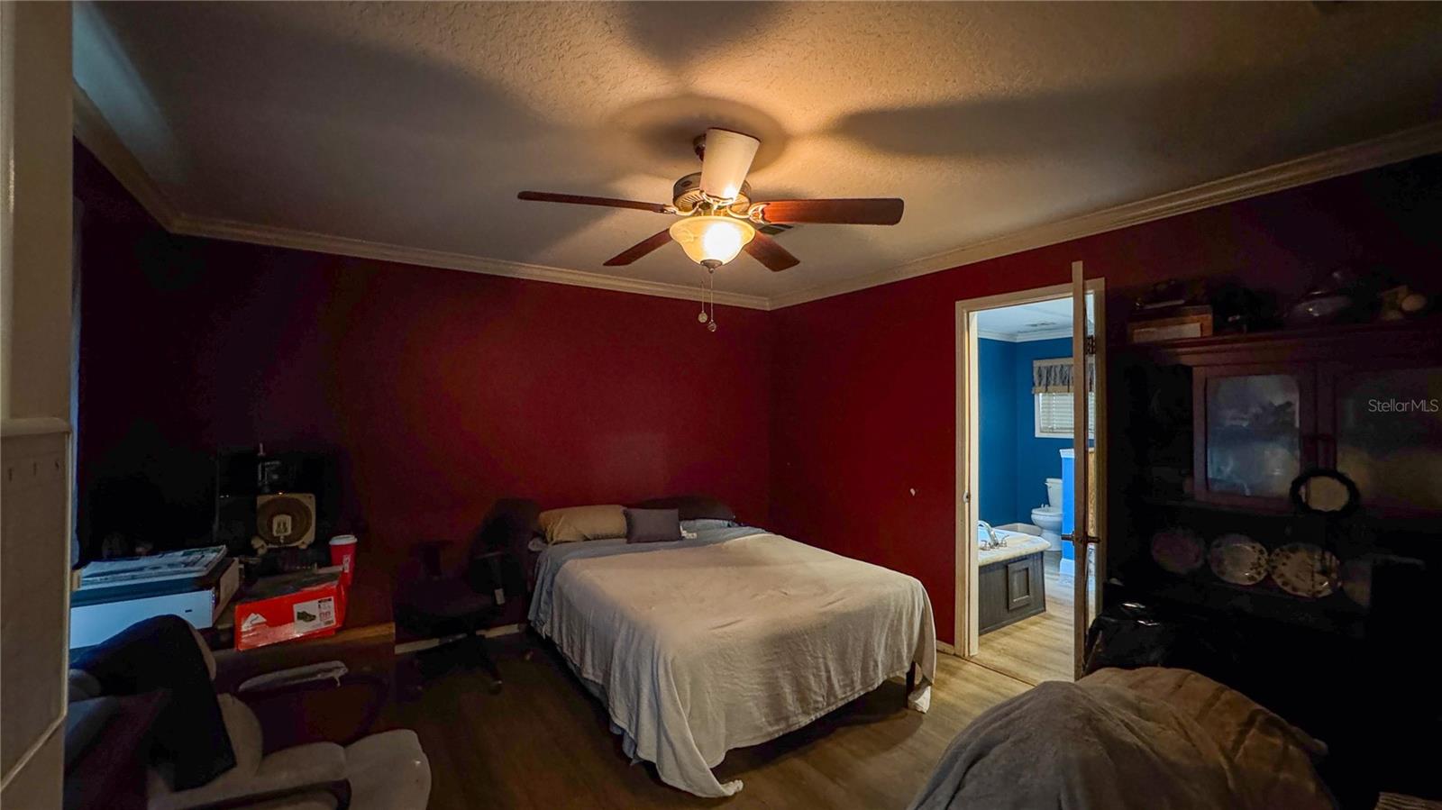 EDGEWATER - Residential