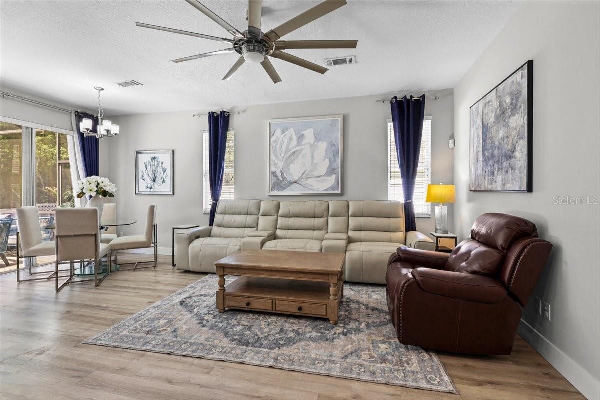 LAKE GLORIA PRESERVE PH 01B - Residential