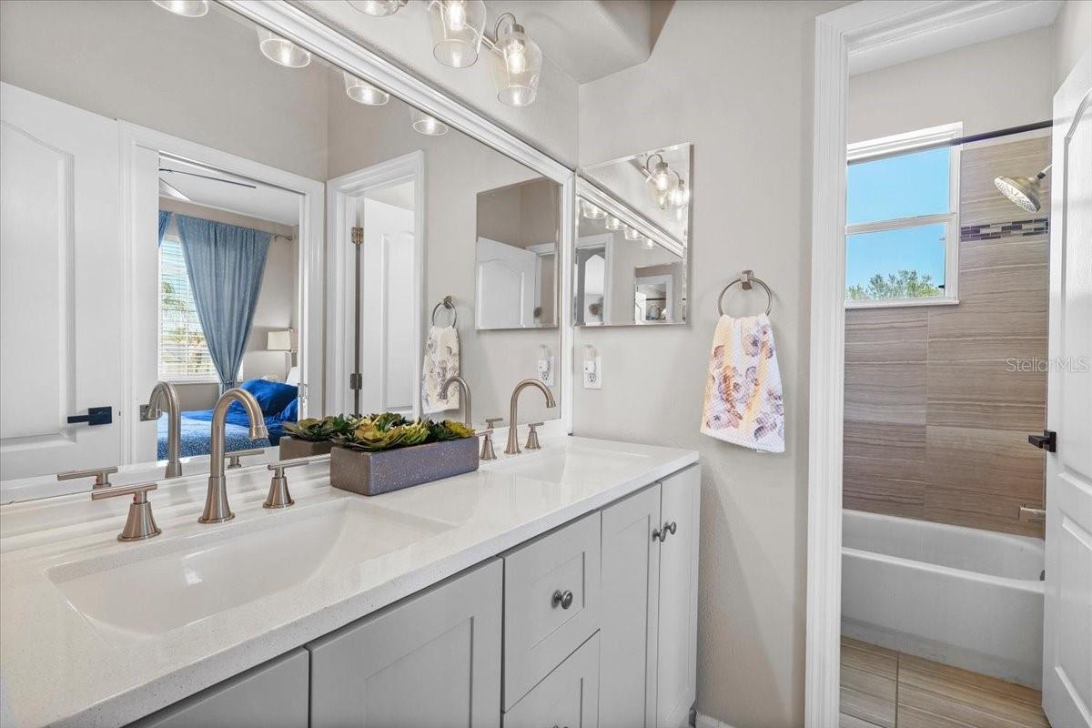 LAKE GLORIA PRESERVE PH 01B - Residential