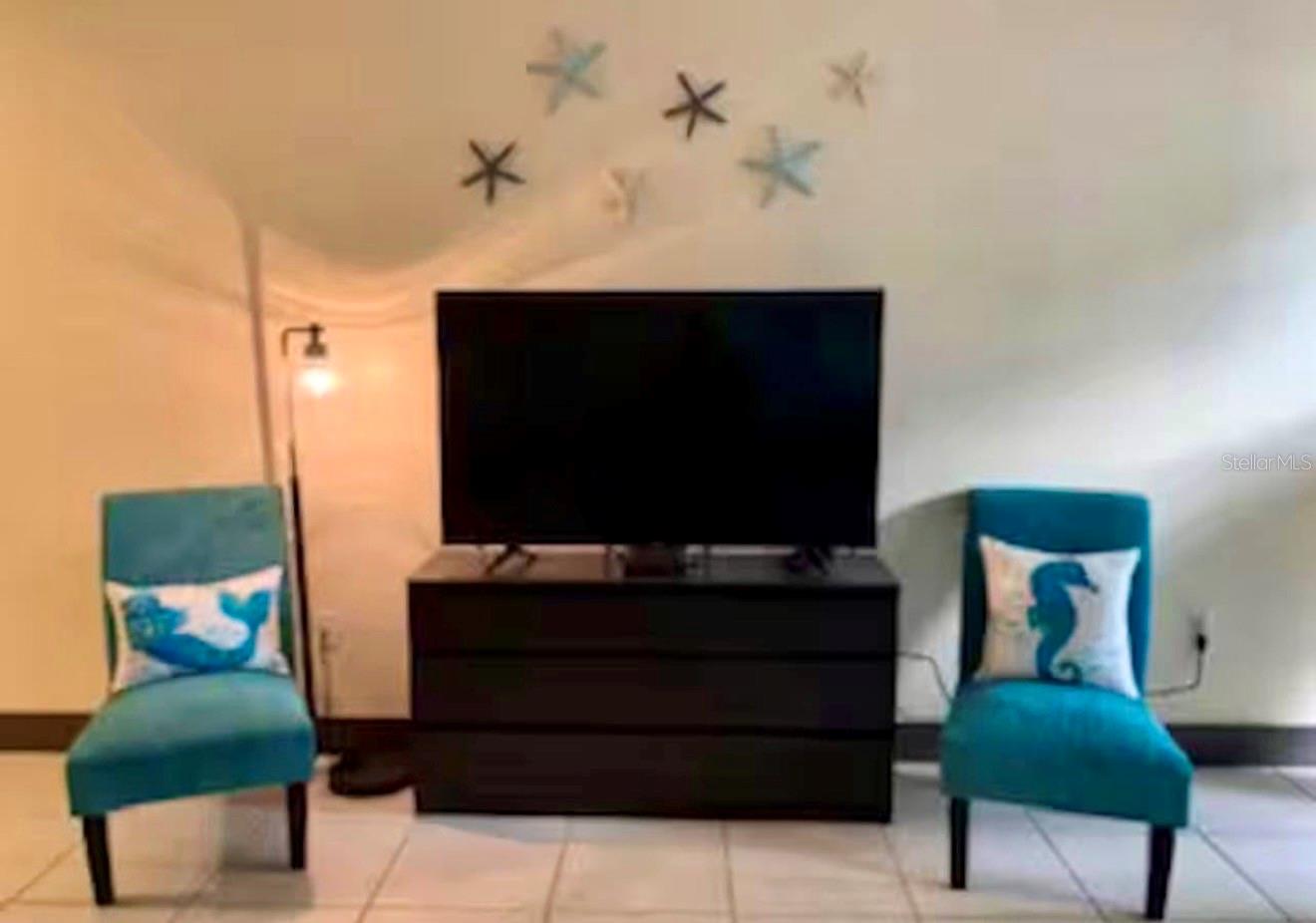 ISLAND RESORT AT MARINERS CLUB - Residential