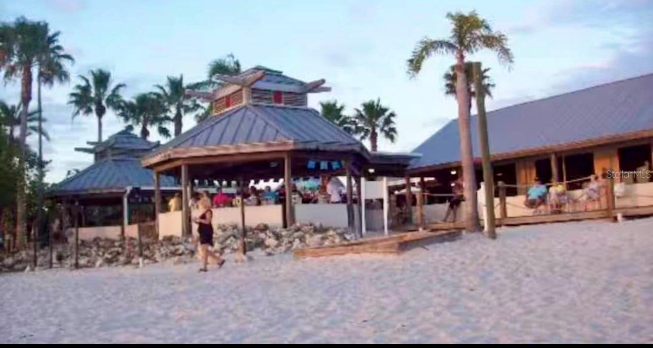 ISLAND RESORT AT MARINERS CLUB - Residential