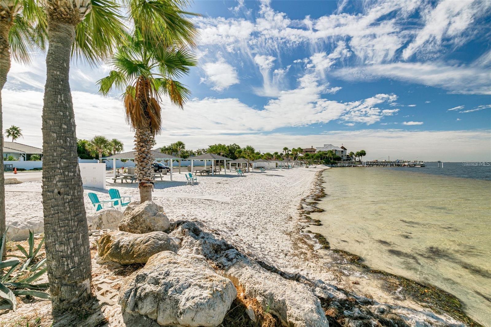 FLOR A MAR - Residential