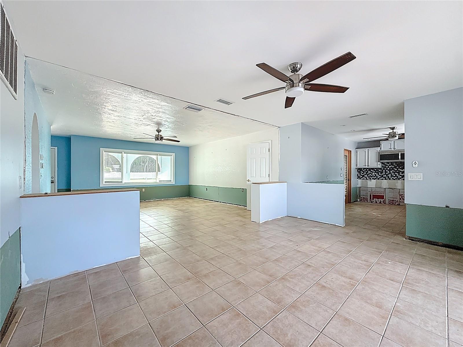 FLOR A MAR - Residential