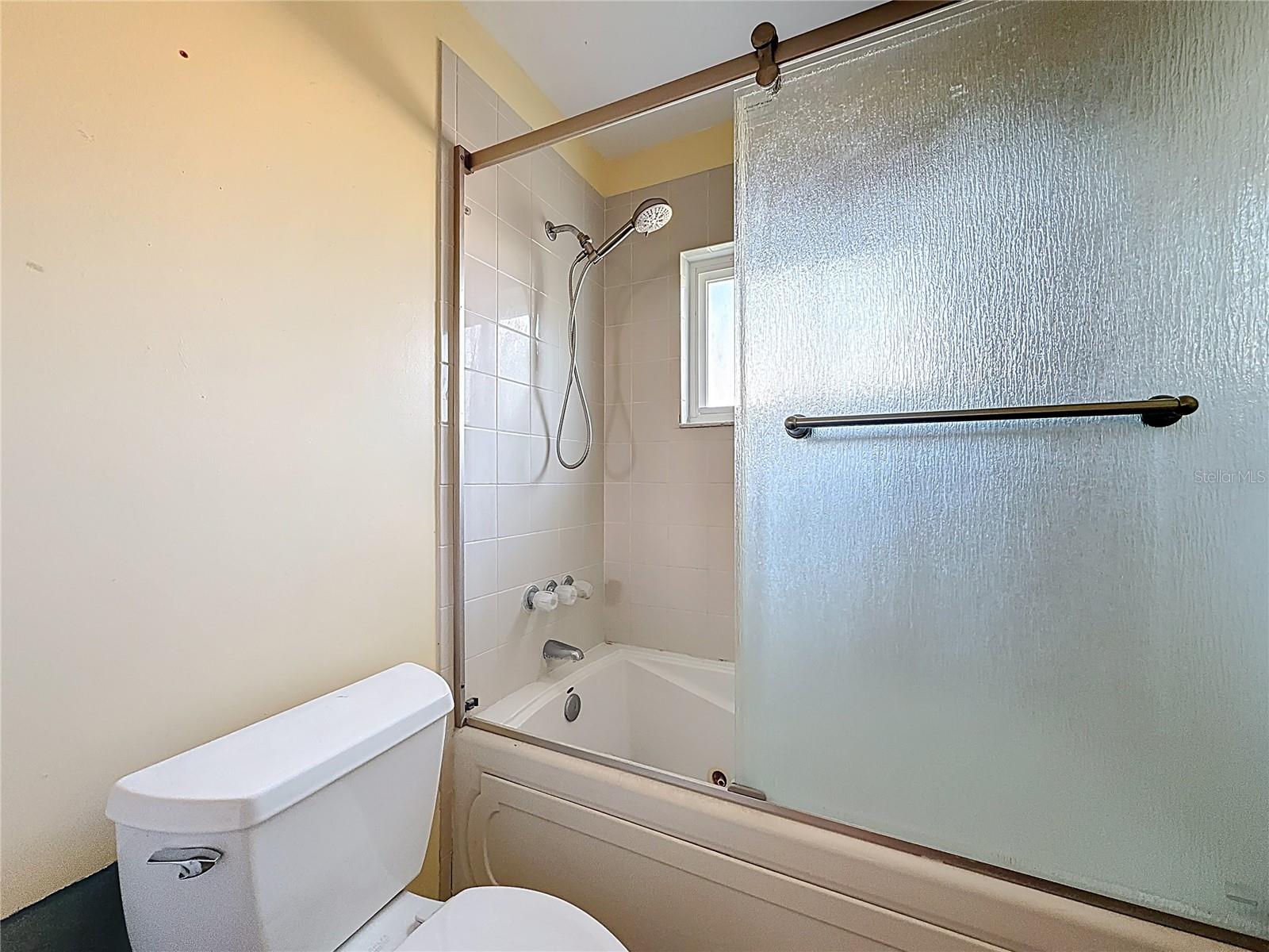 FLOR A MAR - Residential