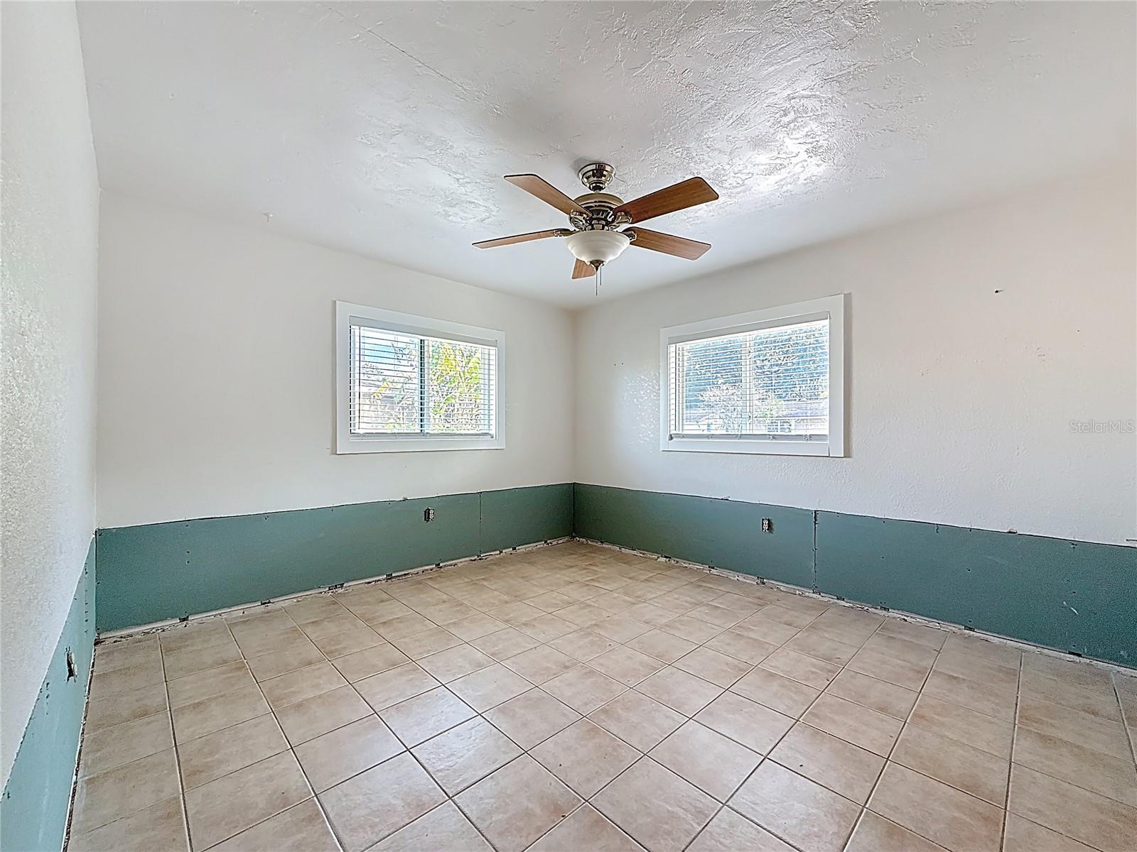 FLOR A MAR - Residential