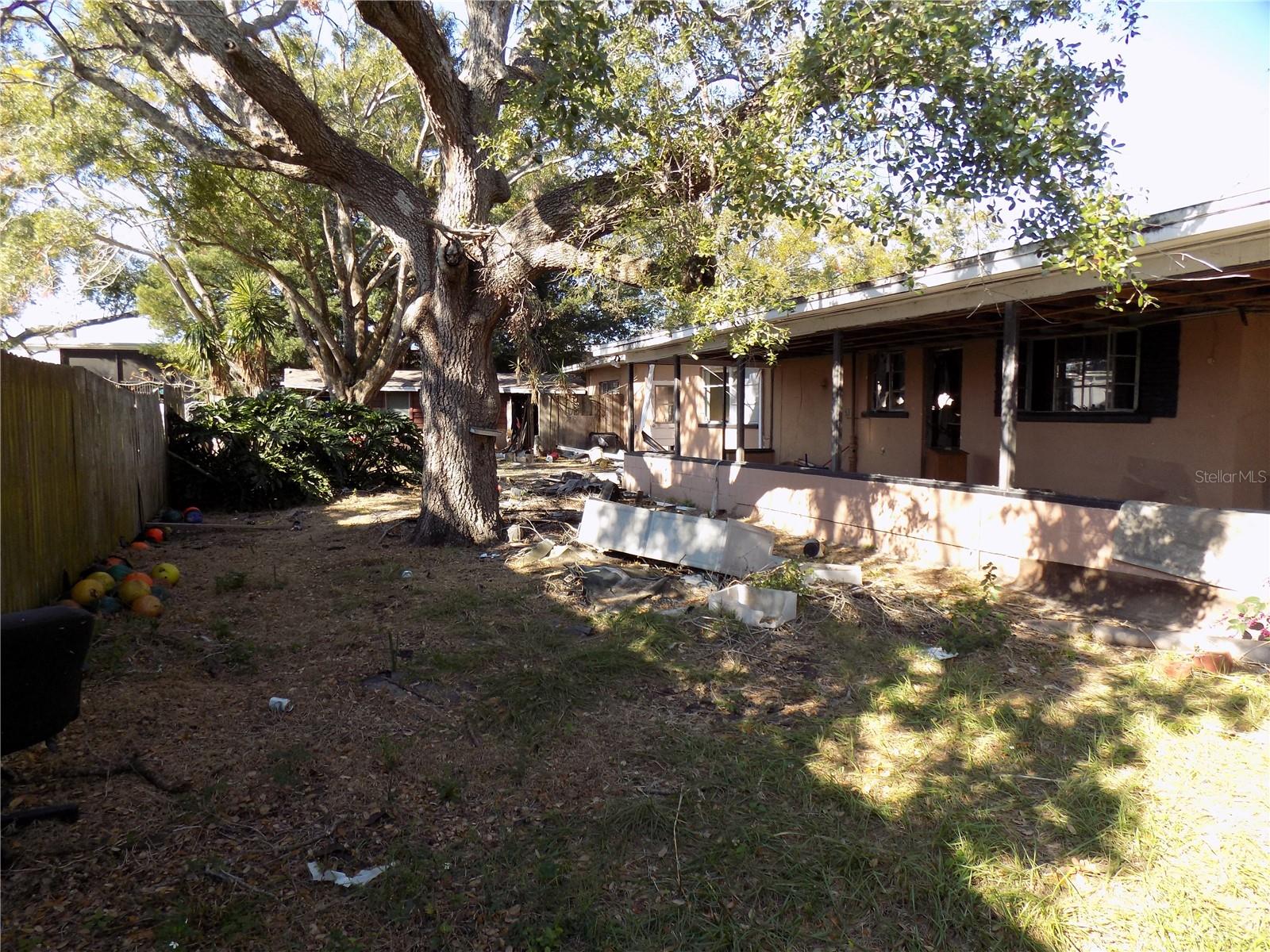 TEMPLE TERRACES - Residential