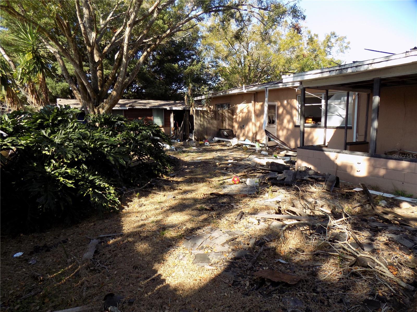 TEMPLE TERRACES - Residential