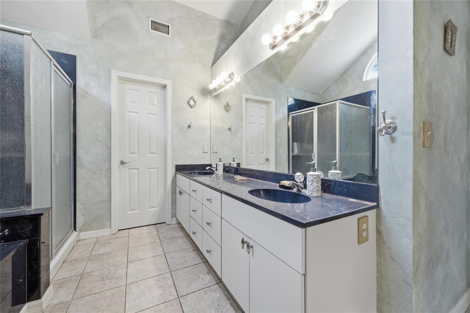 SOUTHERN COMFORT ESTATES - Residential