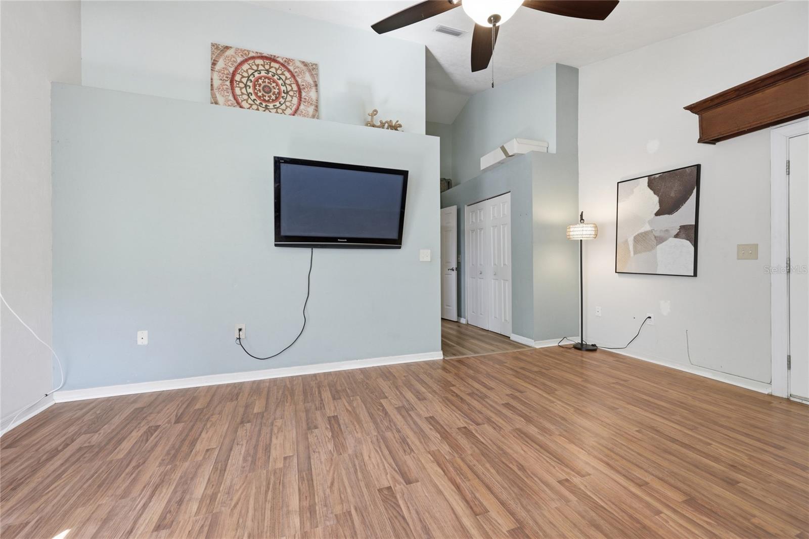 SOUTHERN COMFORT ESTATES - Residential