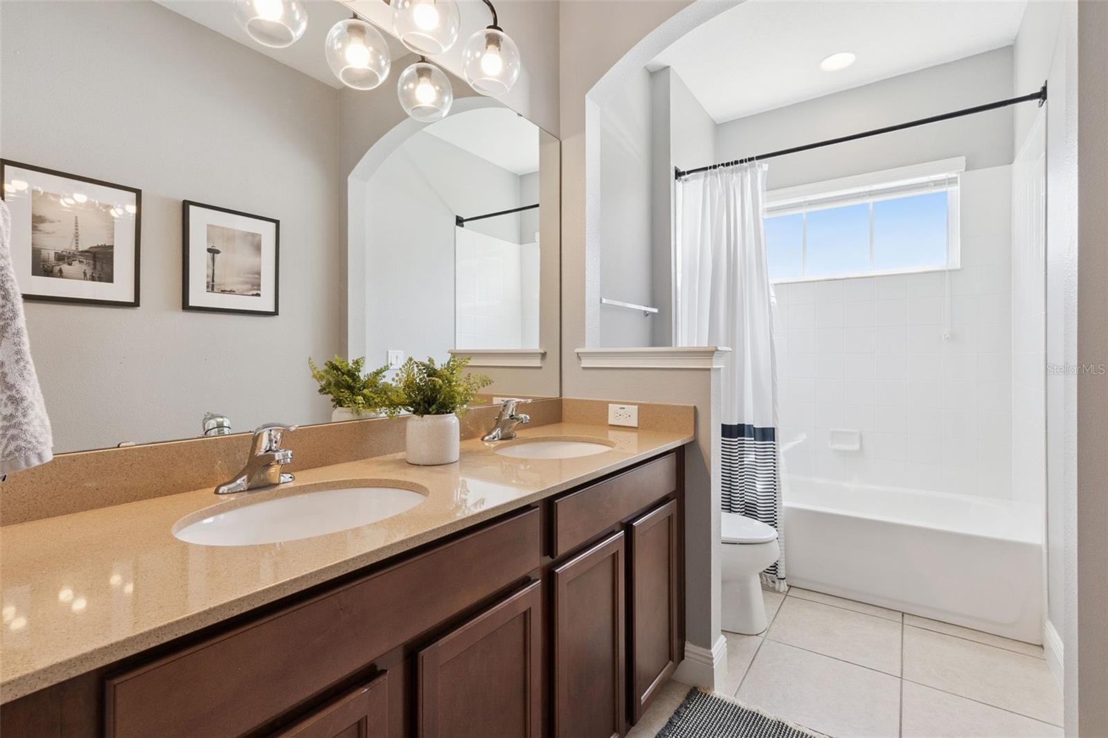 OAKLAND PARKB-1B A - Residential
