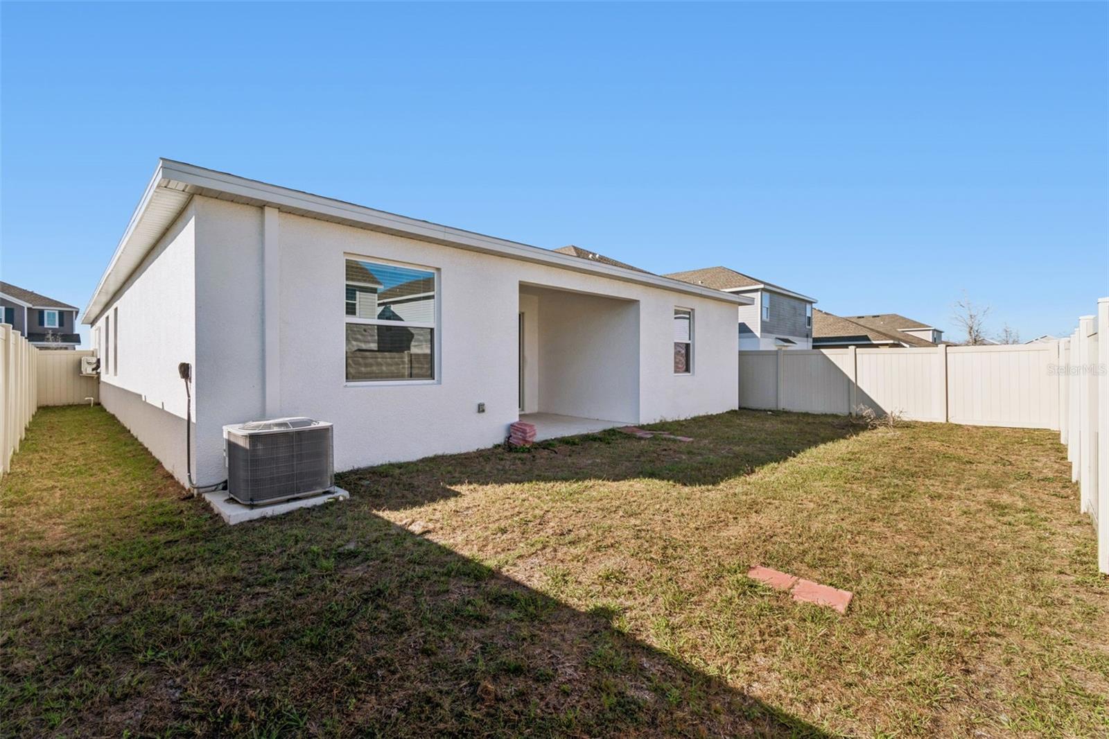 RANCHES/LK MCLEOD II - Residential