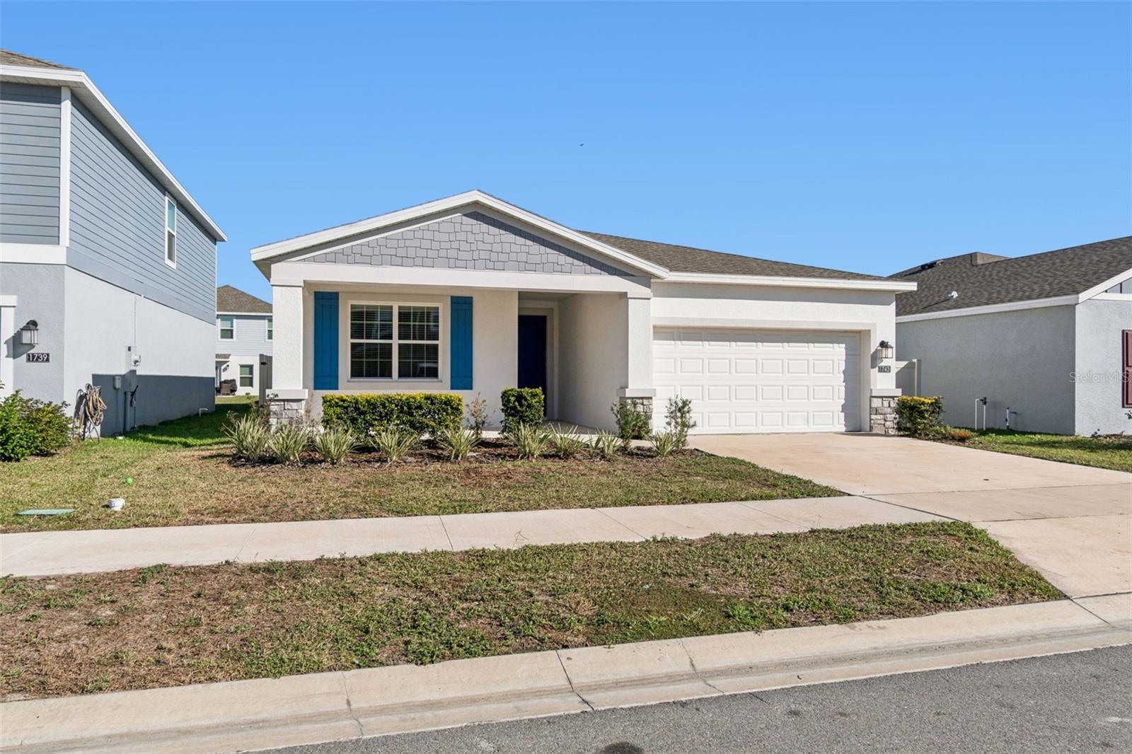 RANCHES/LK MCLEOD II - Residential