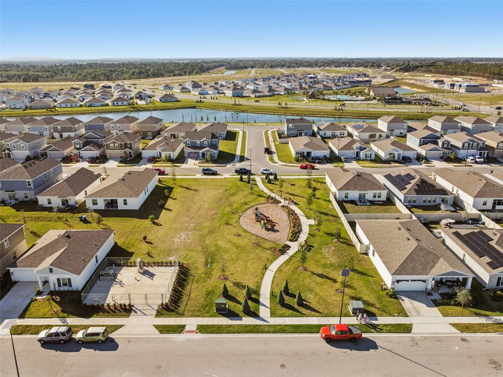 RANCHES/LK MCLEOD II - Residential