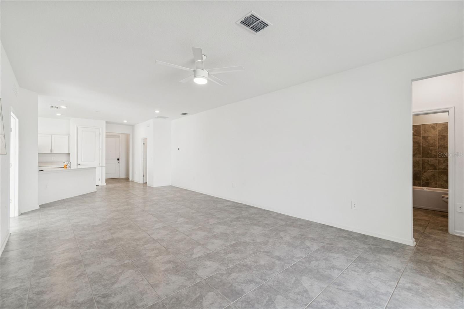 RANCHES/LK MCLEOD II - Residential