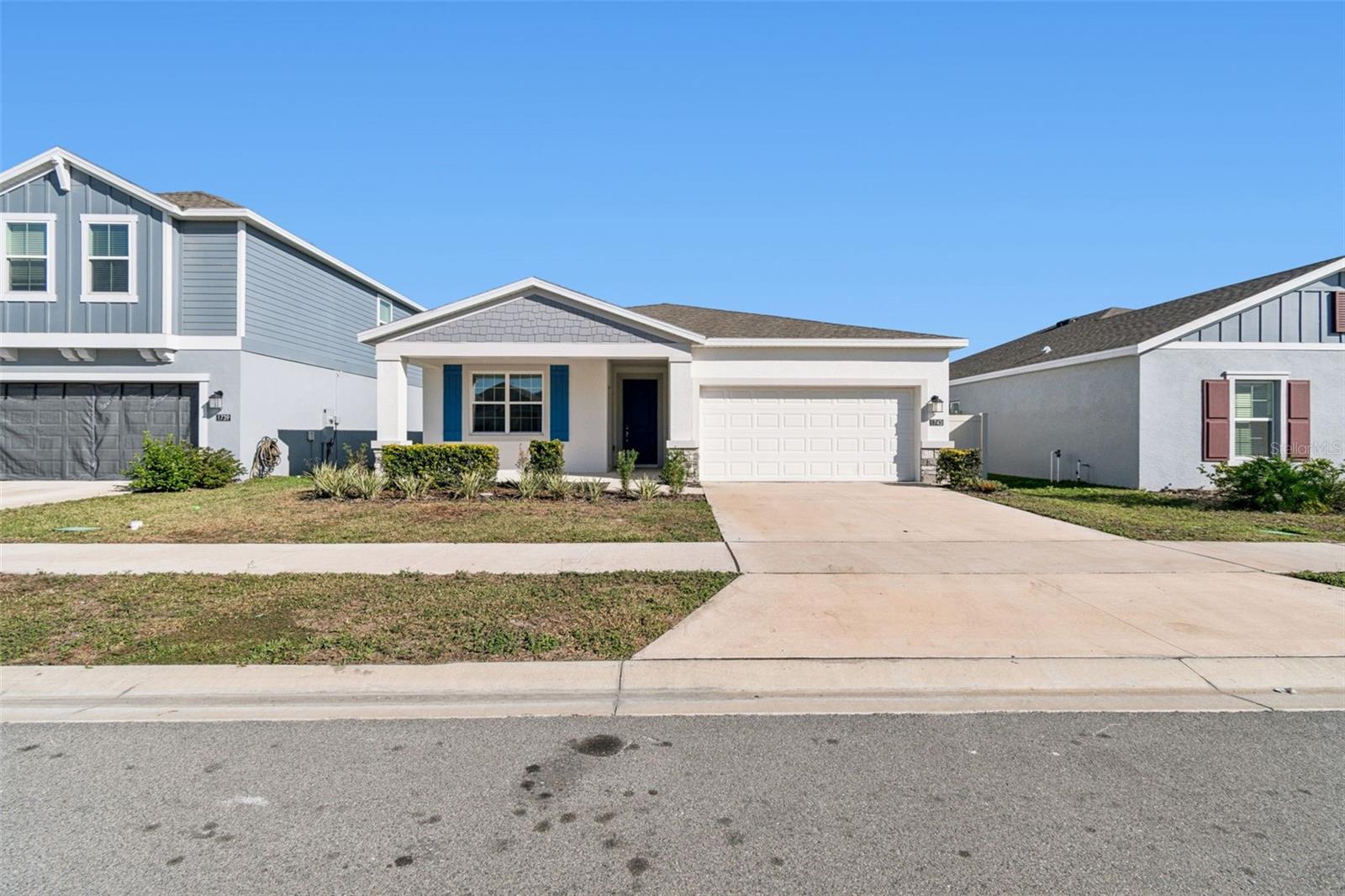 RANCHES/LK MCLEOD II - Residential