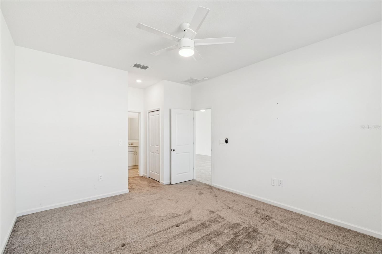 RANCHES/LK MCLEOD II - Residential