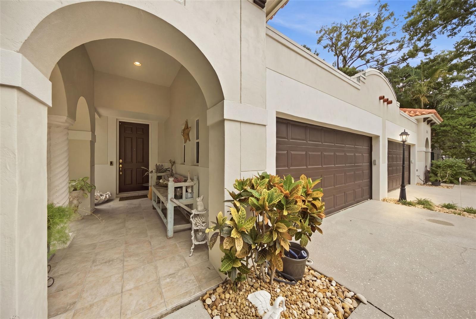 5218 BAYSHORE BOULEVARD 4