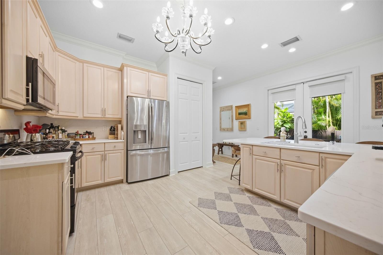 5218 BAYSHORE BOULEVARD 4