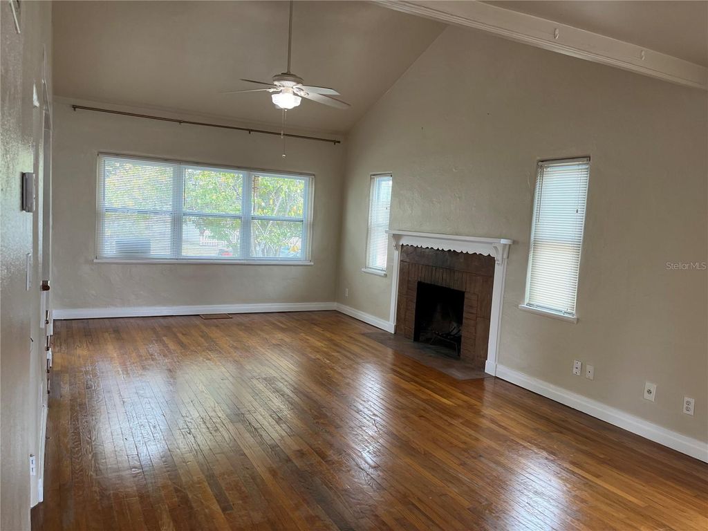 Photo of 2730 Dartmouth Avenue N, St Petersburg, FL 33713 (MLS # TB8487818)