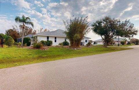 A home in PORT CHARLOTTE