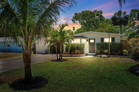 225 ONTARIO AVENUE CRYSTAL BEACH FL 34681