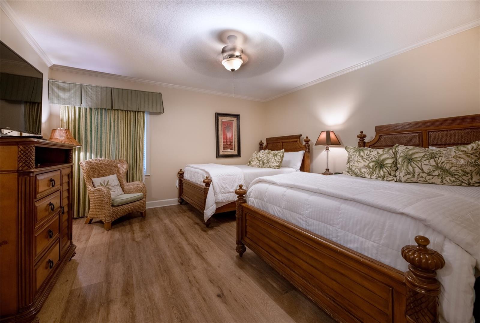 HAMMOCK BEACH - Residential