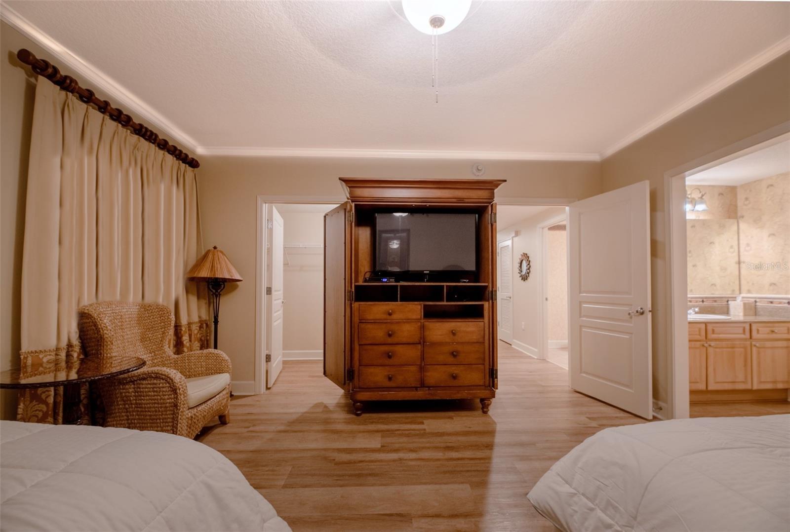 HAMMOCK BEACH - Residential