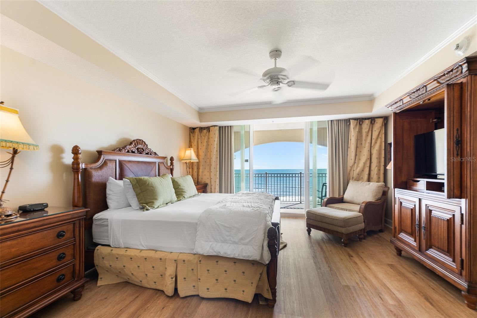 HAMMOCK BEACH - Residential