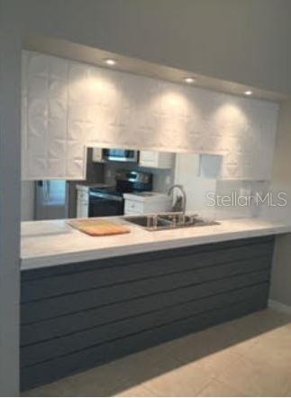 2963 GLEN HAVEN DRIVE
