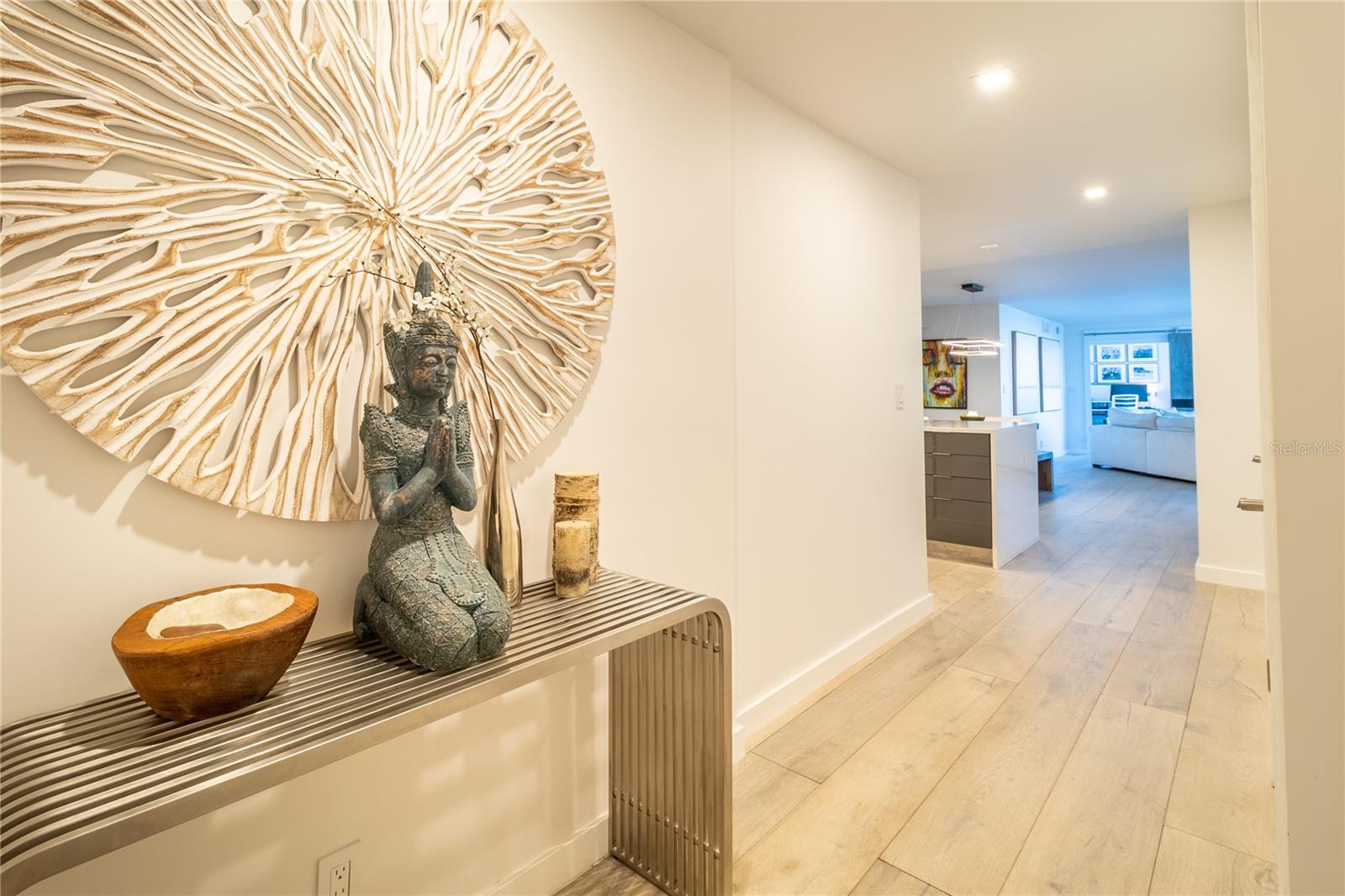 2611 BAYSHORE BOULEVARD 205