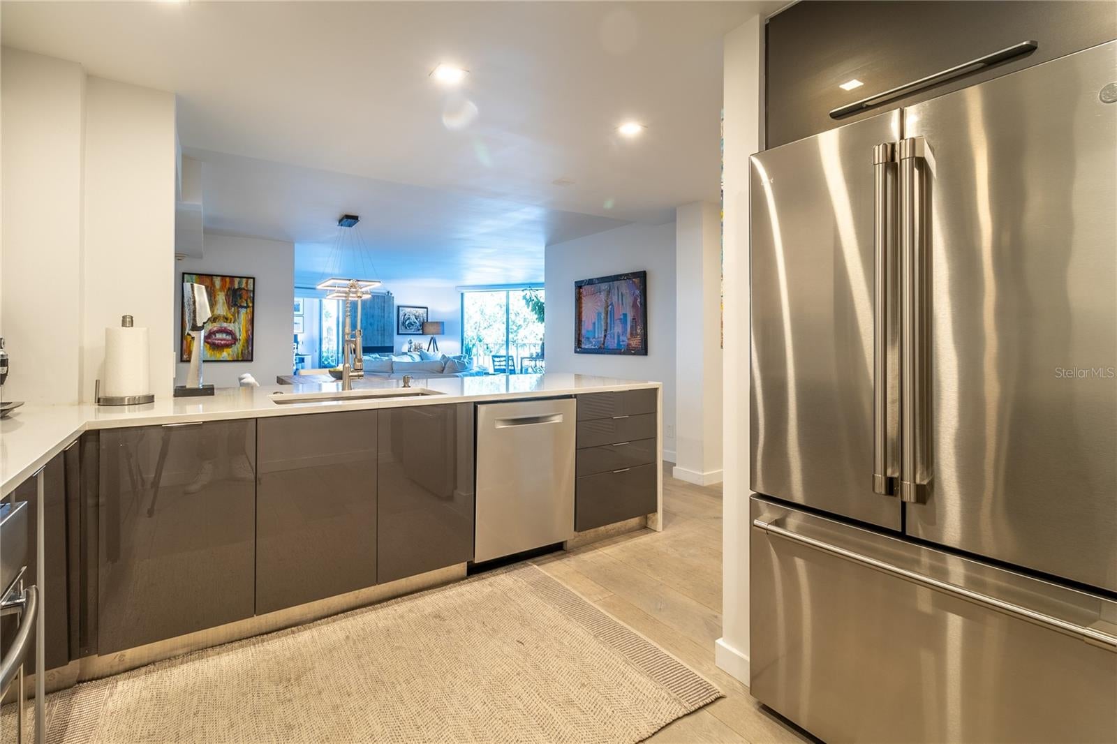 2611 BAYSHORE BOULEVARD 205