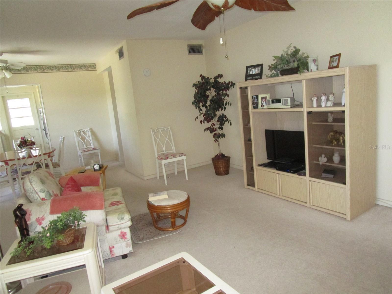 TOWN APTS CONDO - Residential