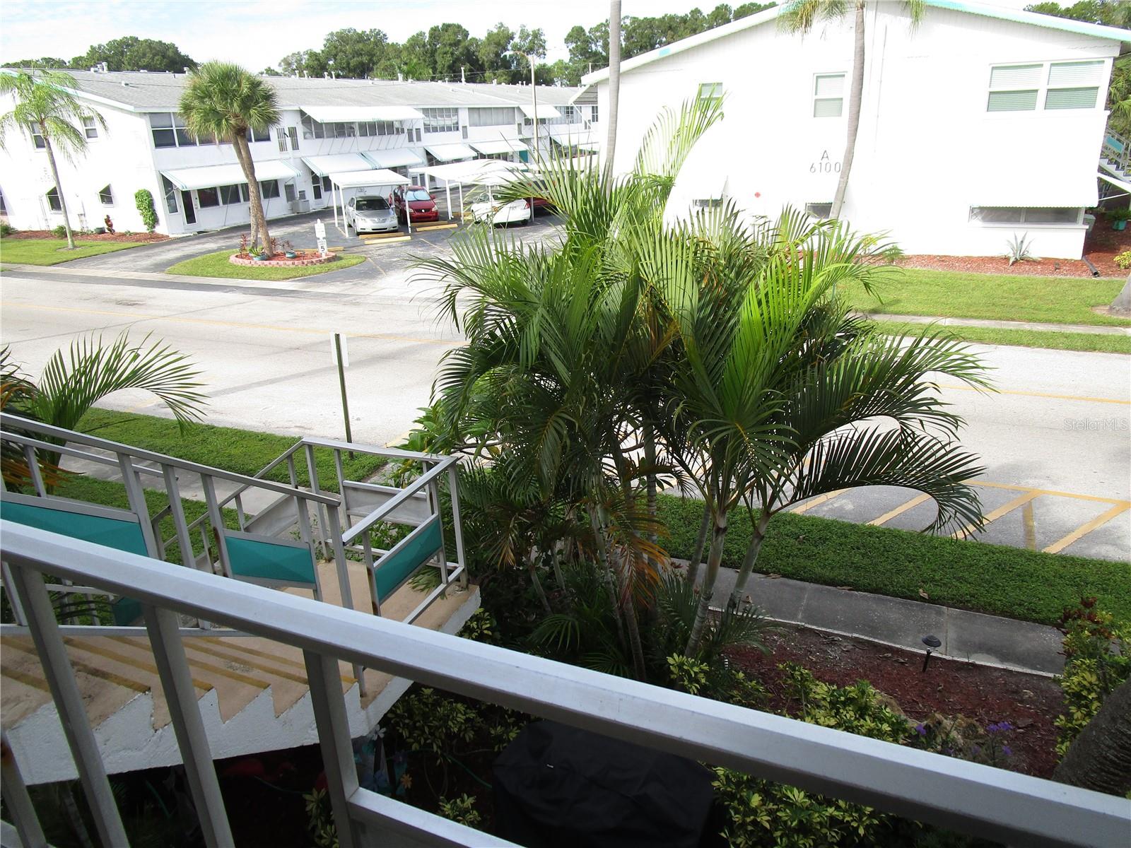 TOWN APTS CONDO - Residential