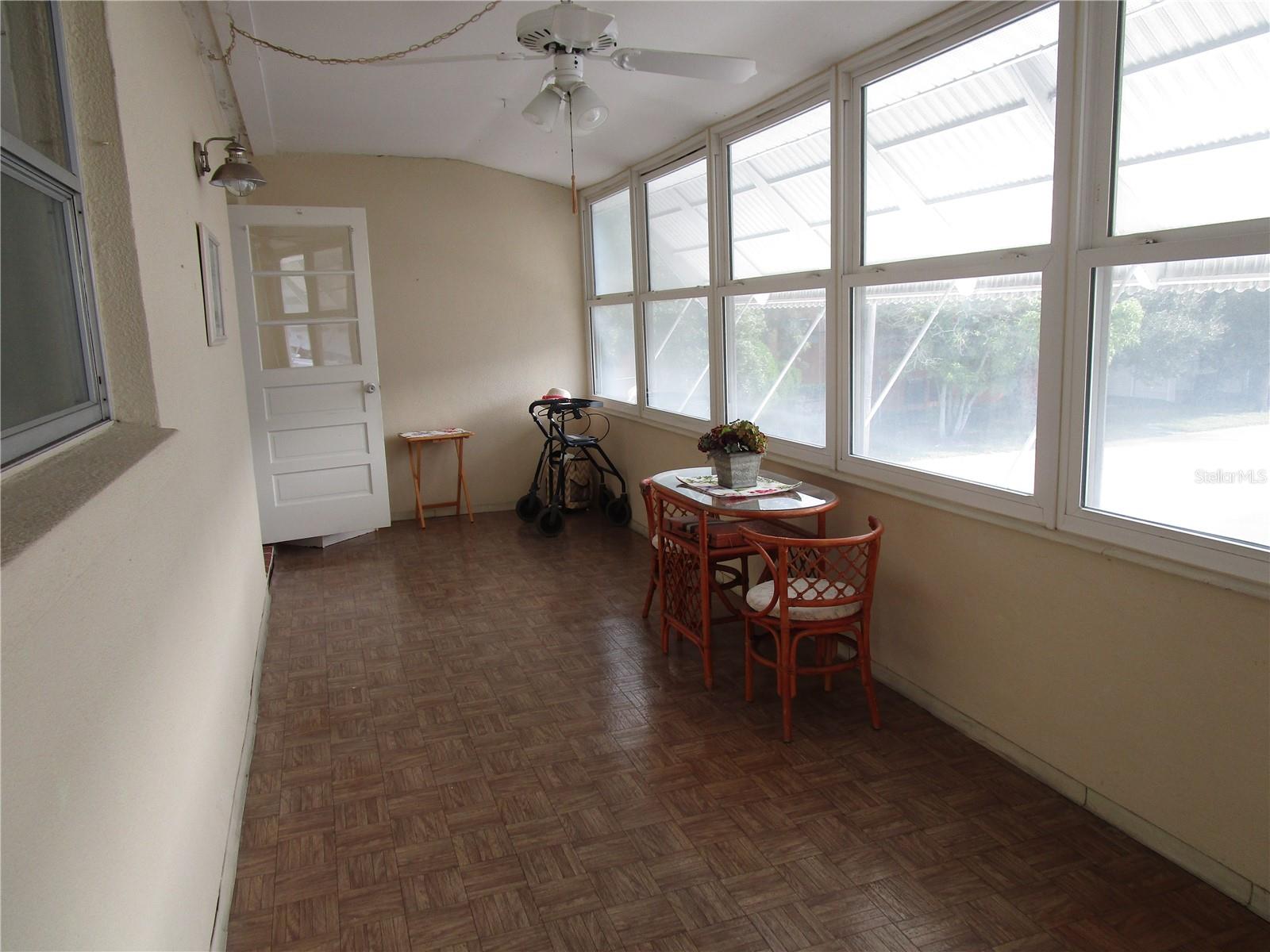 TOWN APTS CONDO - Residential