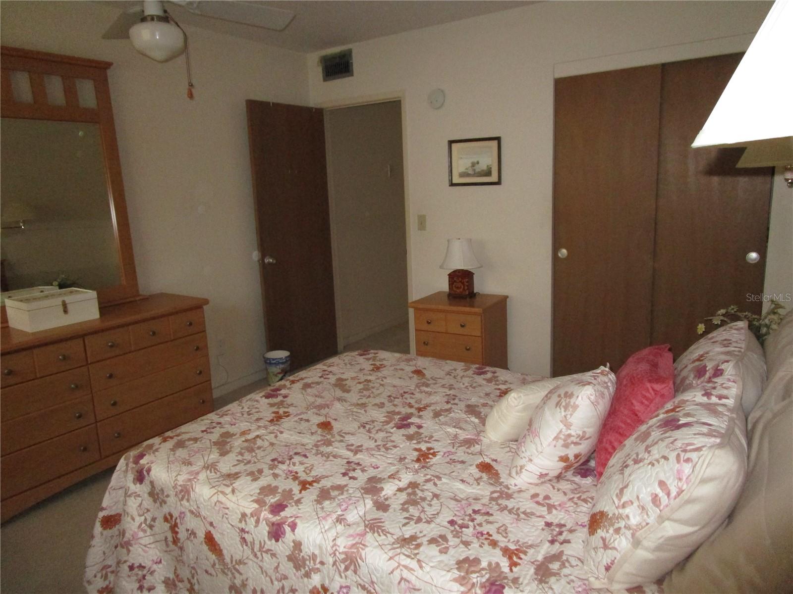 TOWN APTS CONDO - Residential