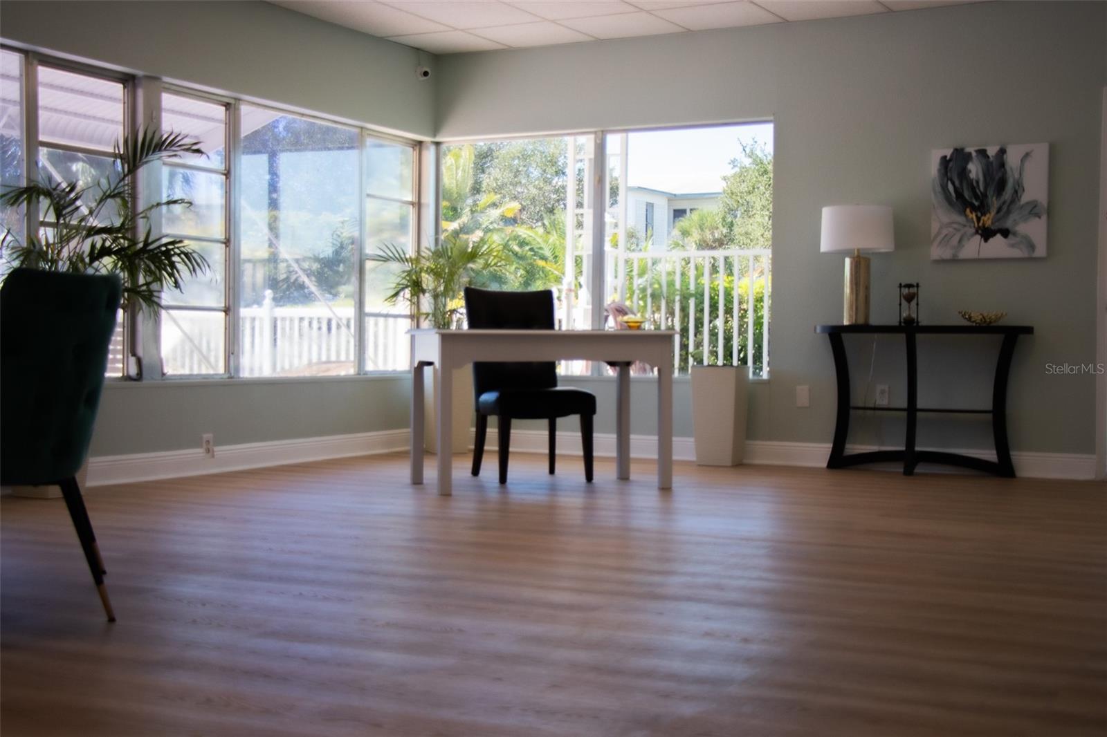 TOWN APTS CONDO - Residential