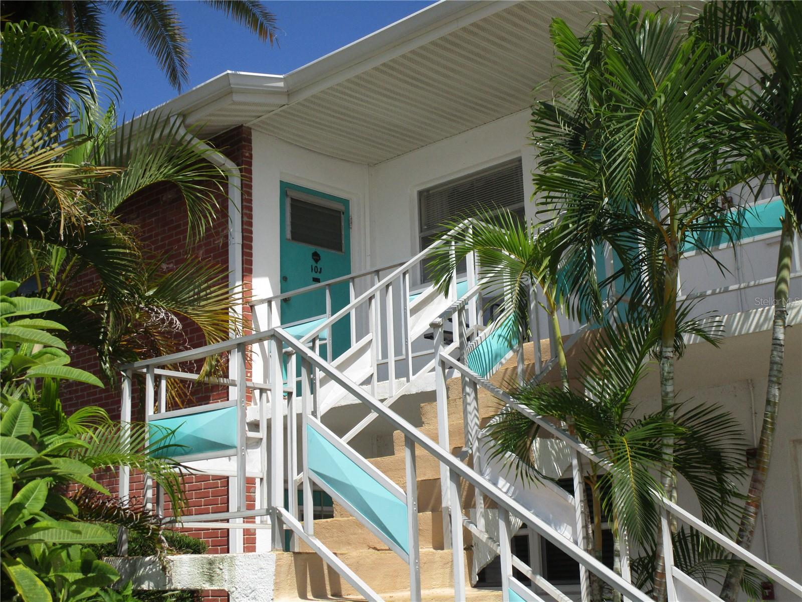 TOWN APTS CONDO - Residential