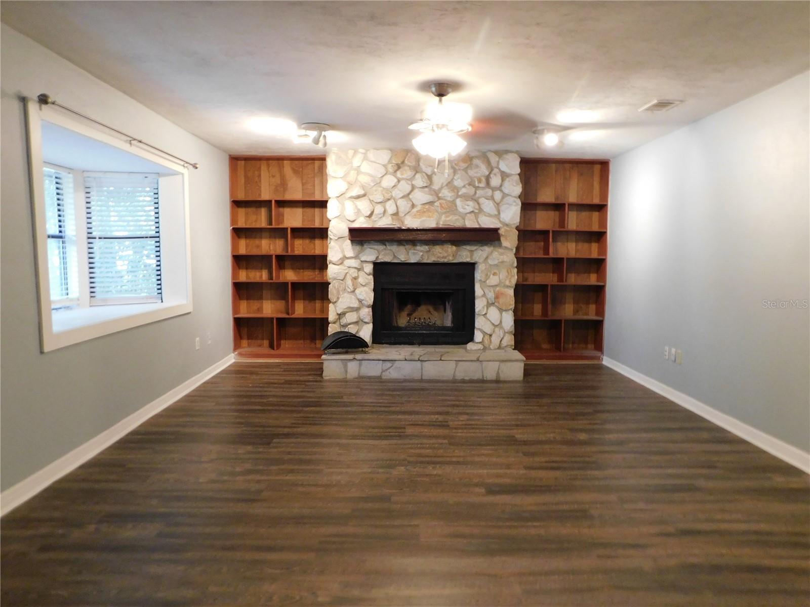 4304 NE 17TH TERRACE