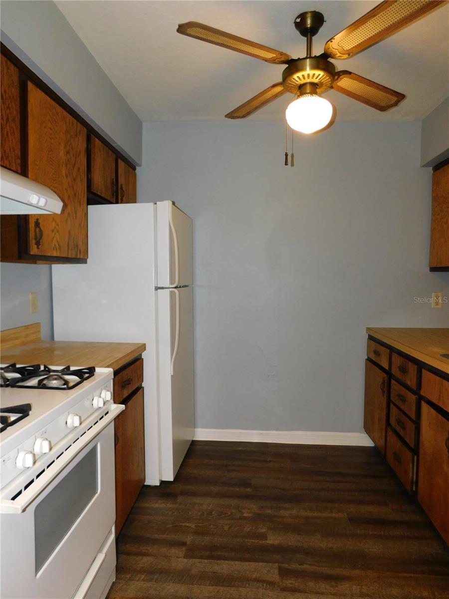 4304 NE 17TH TERRACE