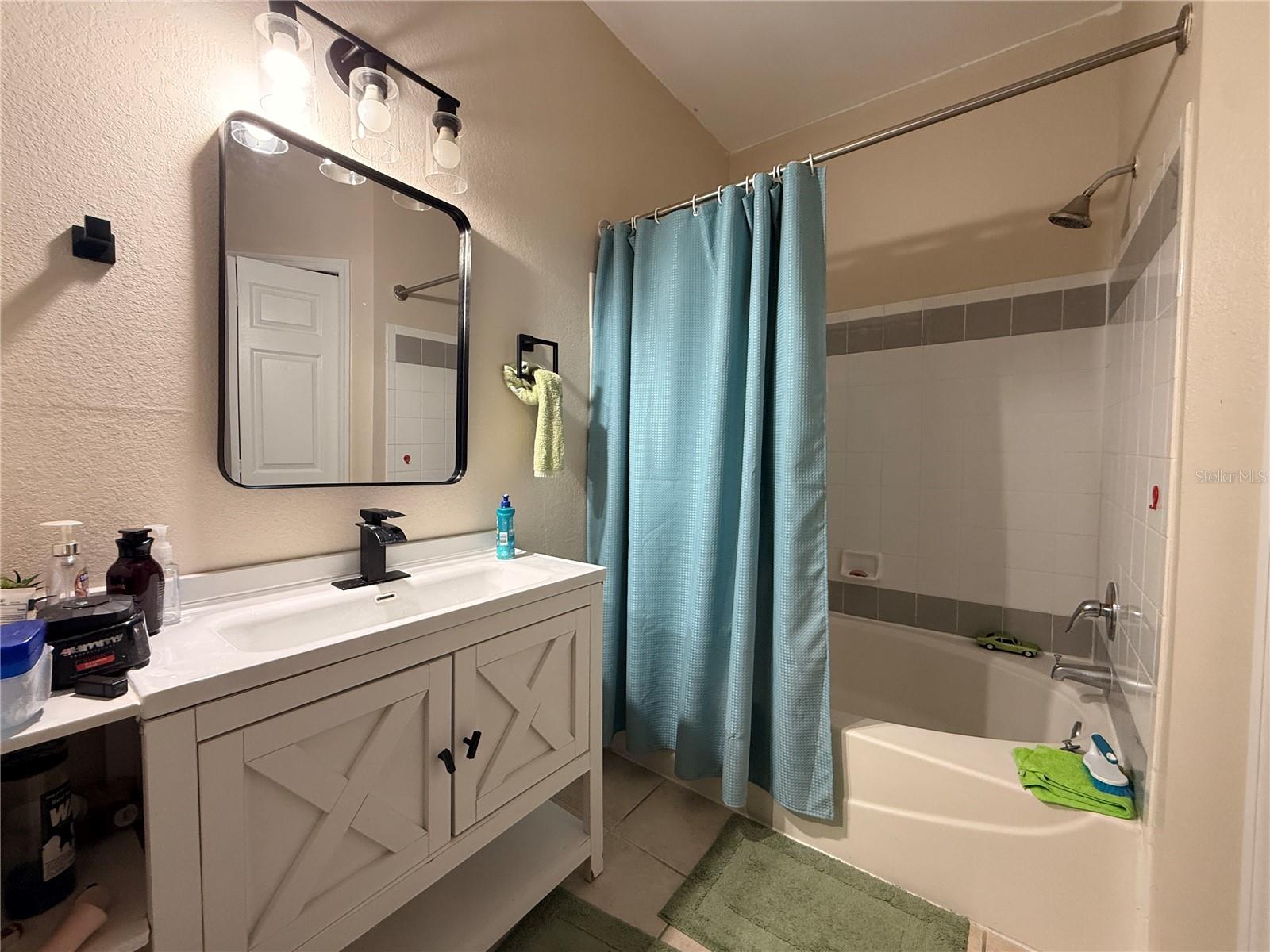 HAMPTONS/METROWEST - Residential