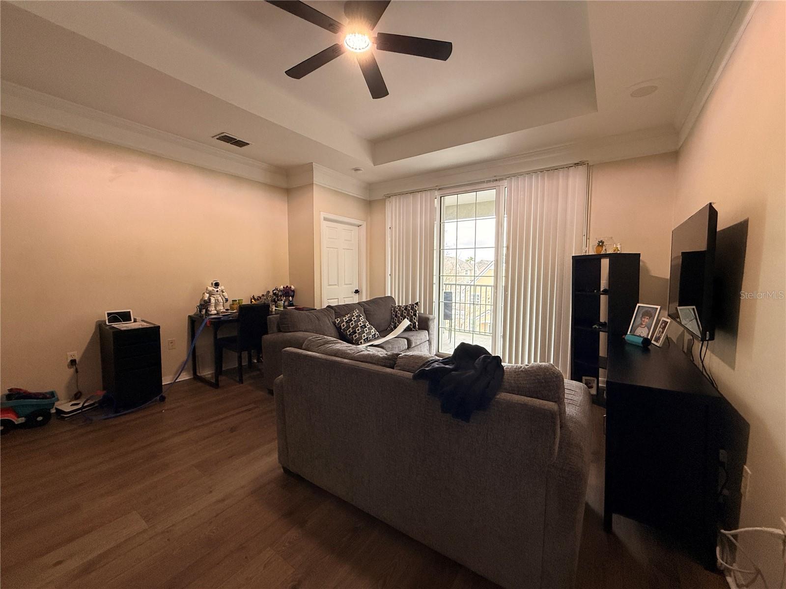 HAMPTONS/METROWEST - Residential