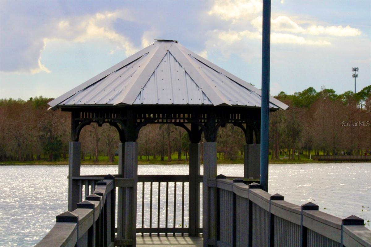 HAMPTONS/METROWEST - Residential