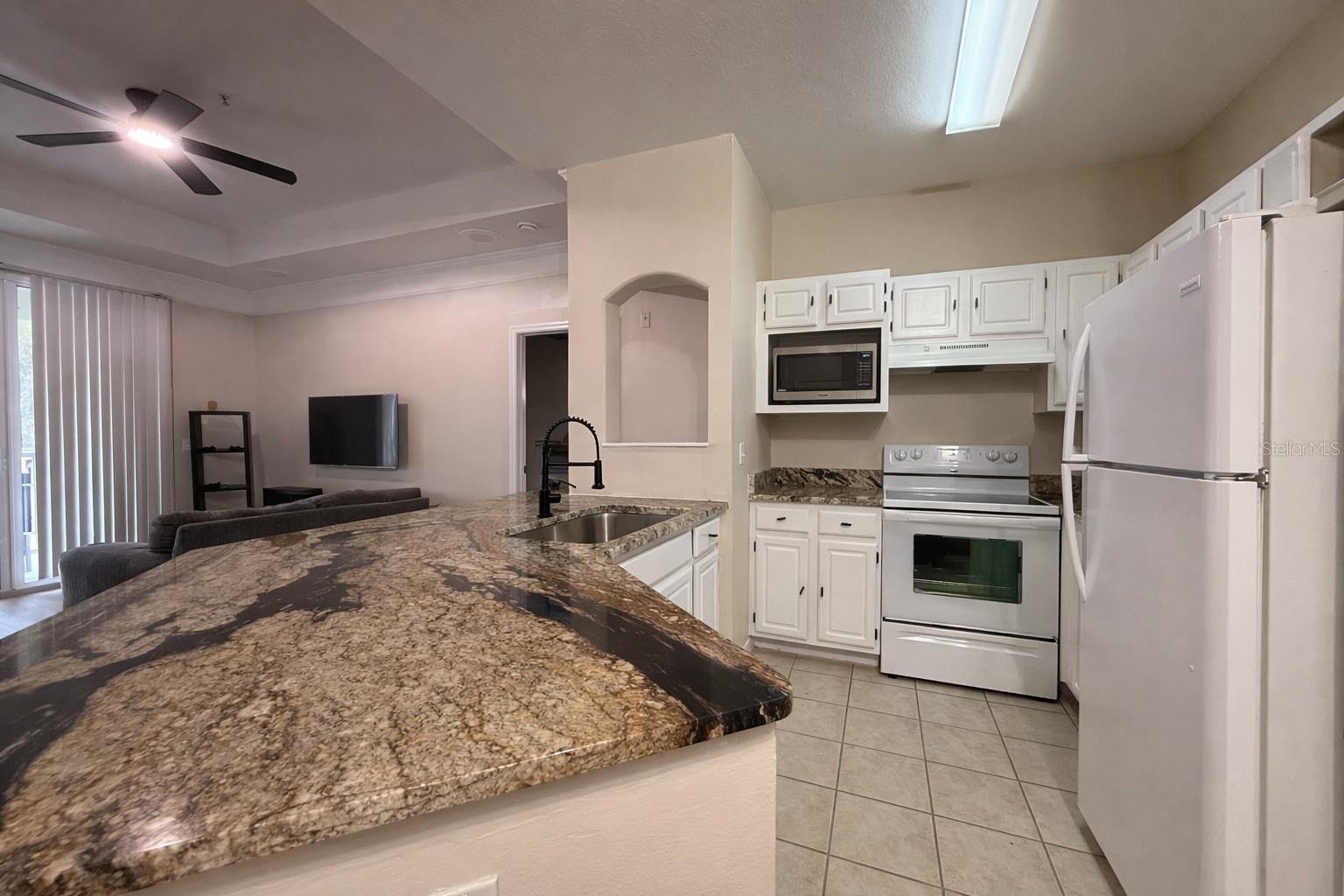 HAMPTONS/METROWEST - Residential